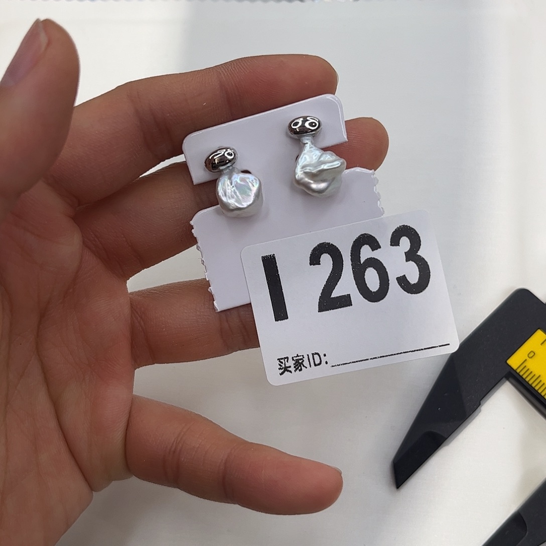 耳饰淡水珍珠钛钢