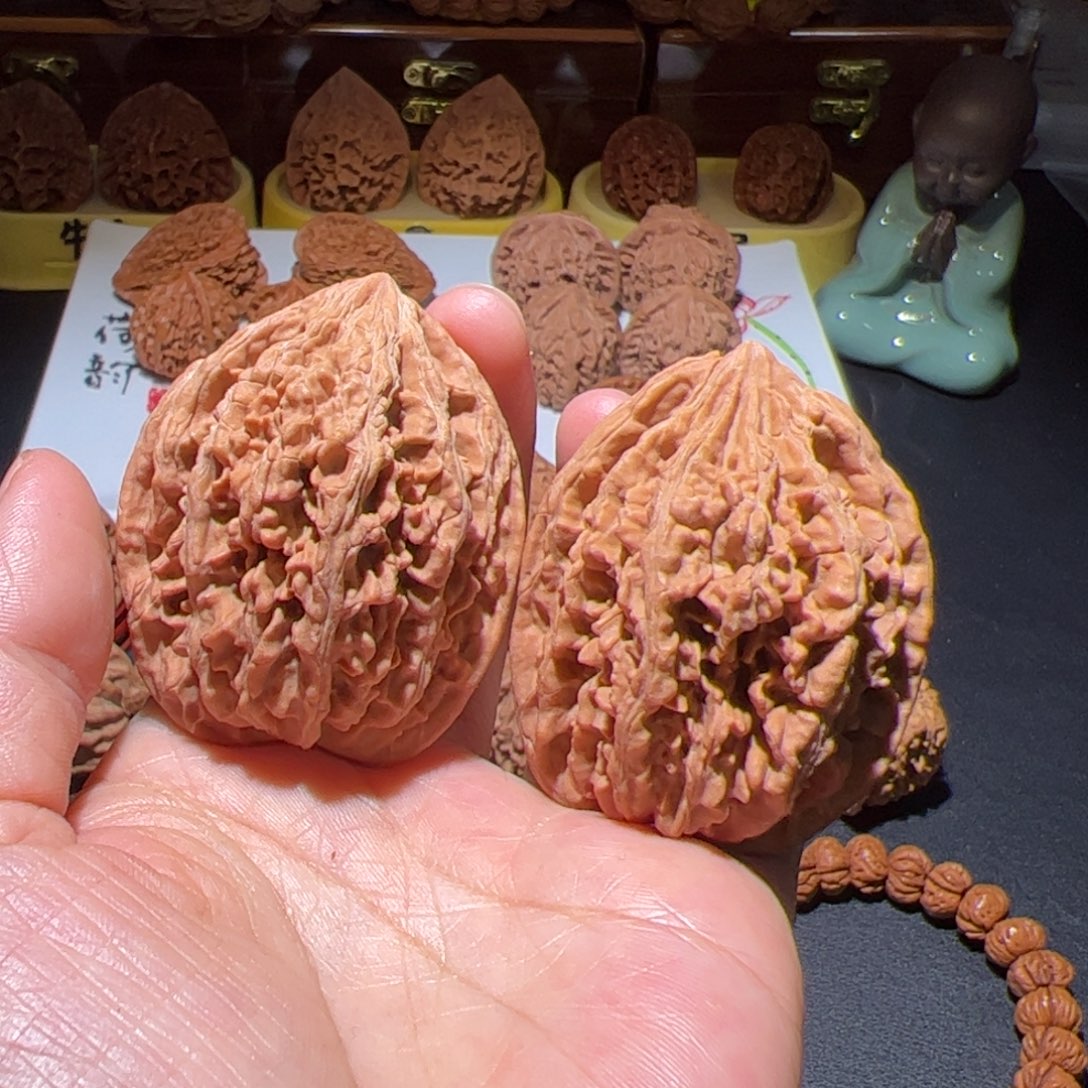 文玩核桃把件通天虎