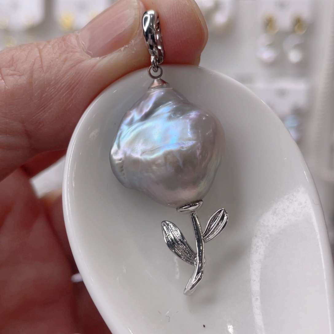 颈饰未镶嵌淡水珍珠