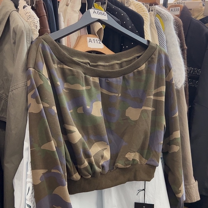 @***.今天新款 斜肩迷彩卫衣