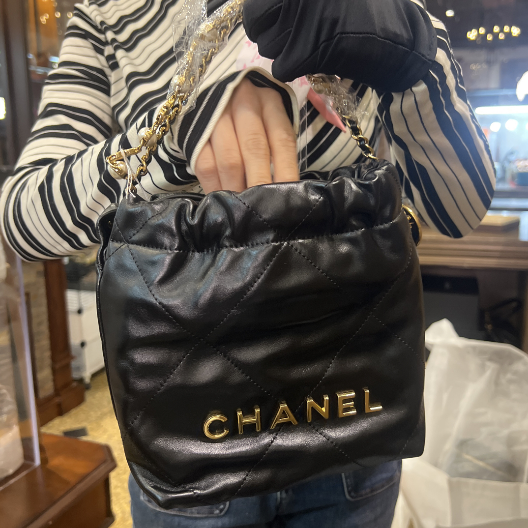 95新 Chanel/香奈儿 夏七中古/黑金22bag单肩包