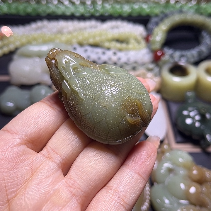 未镶嵌和田玉挂件