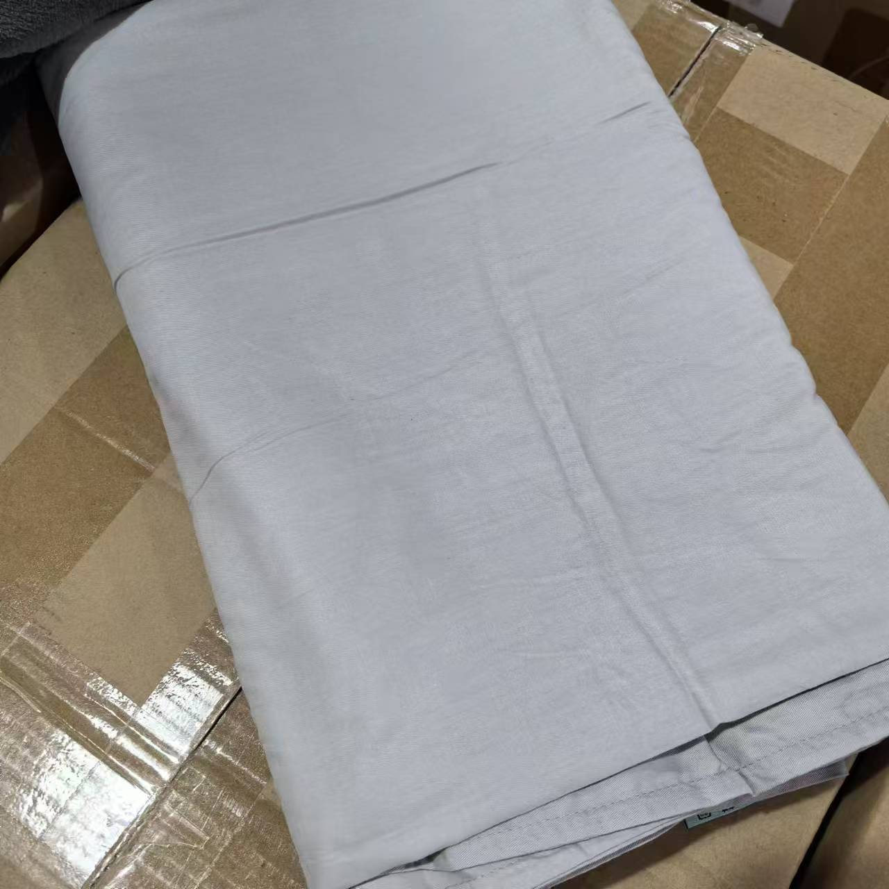 浅灰色棉被套 尺寸150*200