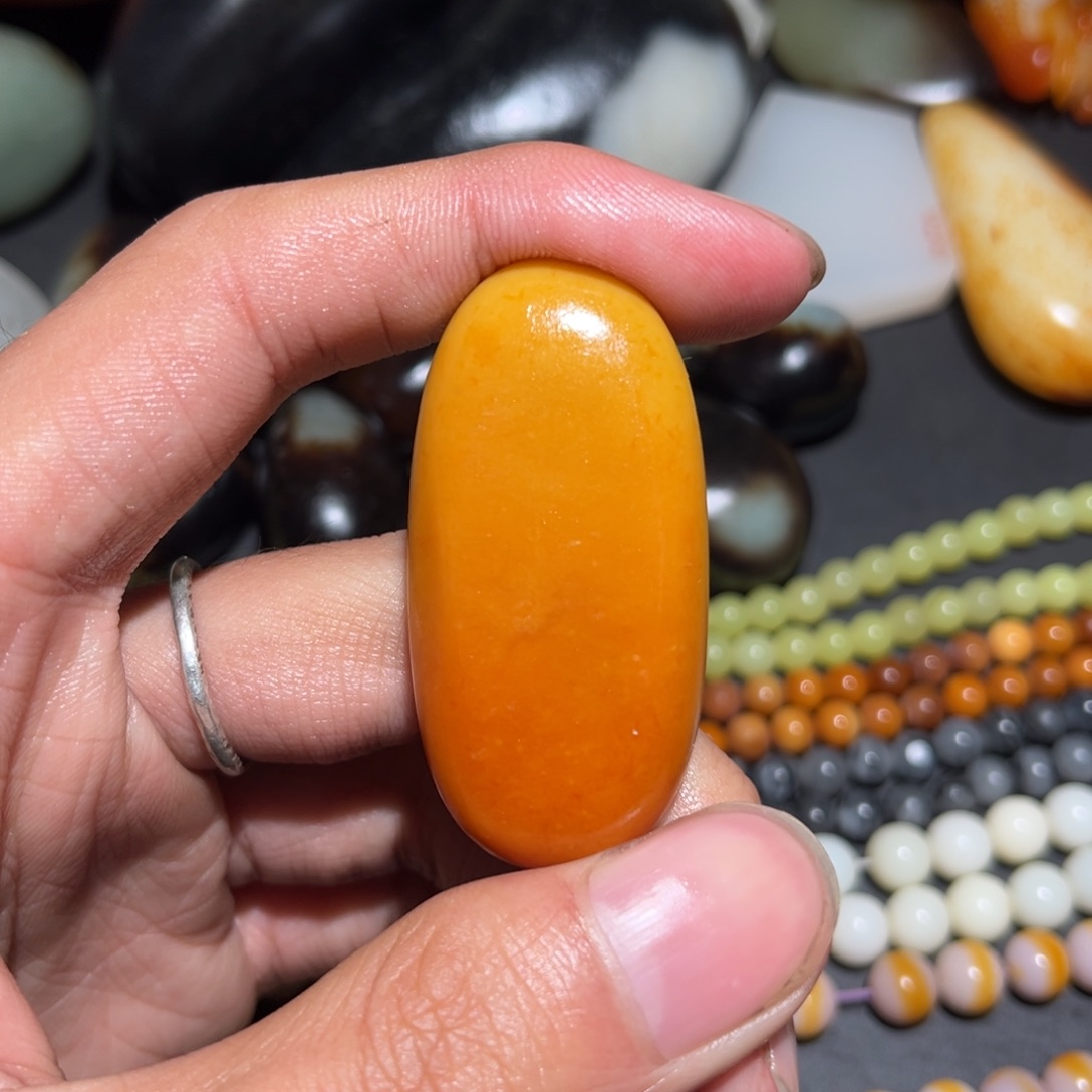 和田玉未镶嵌珠宝奇石