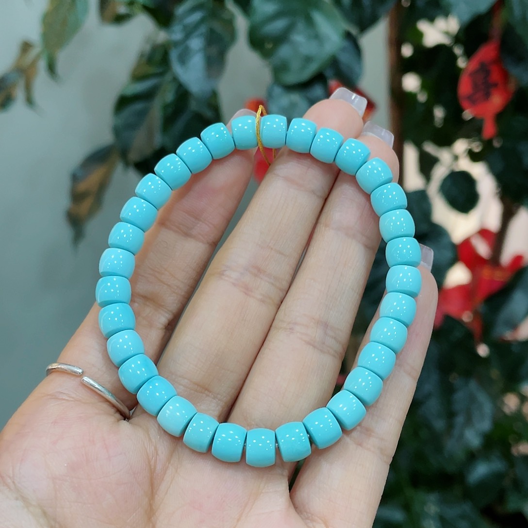 绿松石颈饰未镶嵌