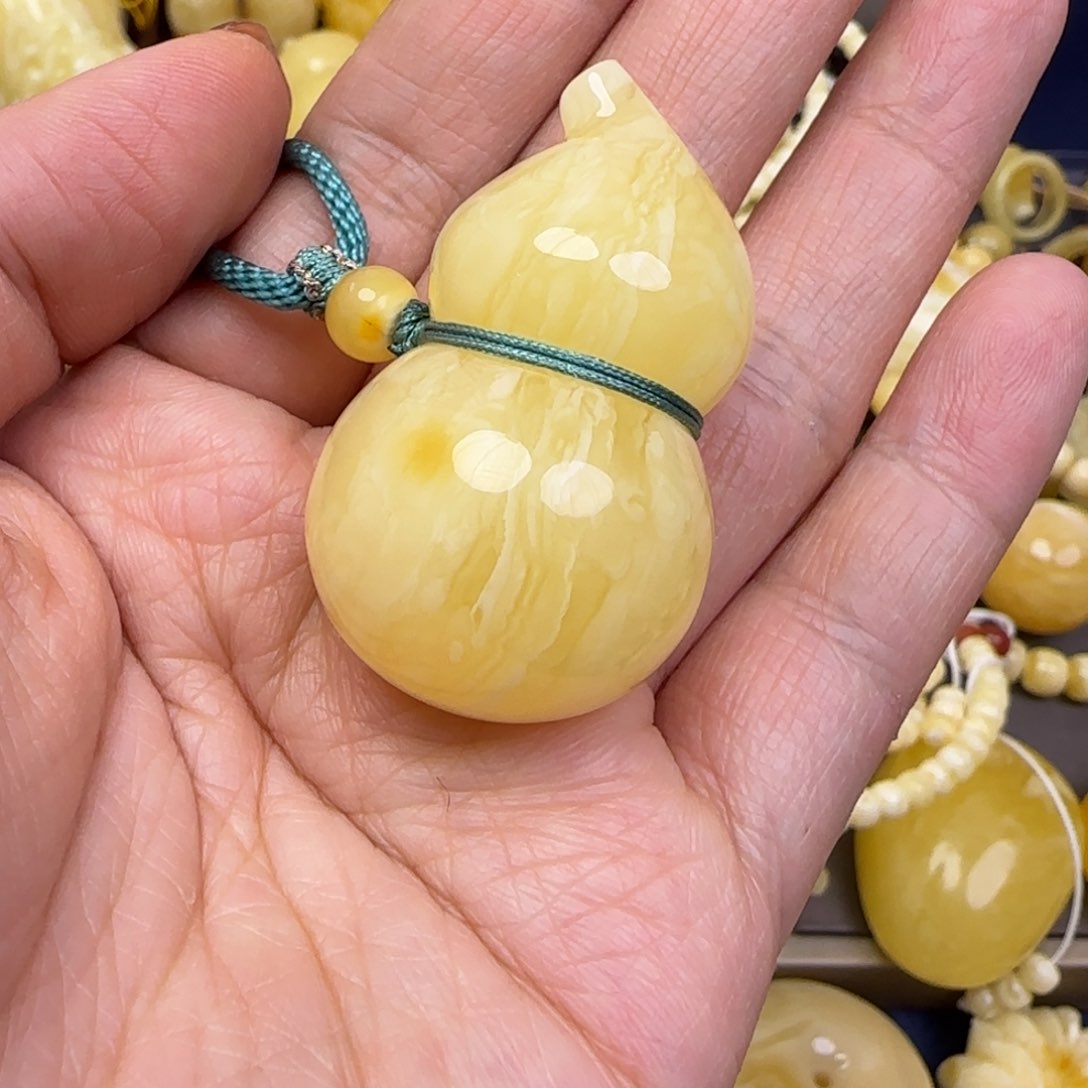 蜜蜡颈饰未镶嵌a**酸天然蜜蜡