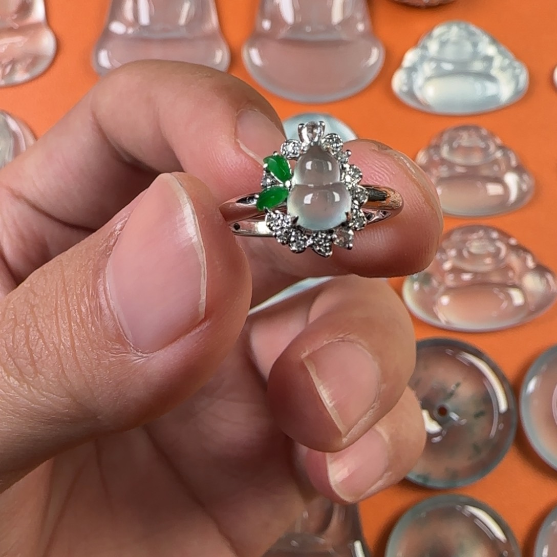 定制翡翠未镶嵌天然