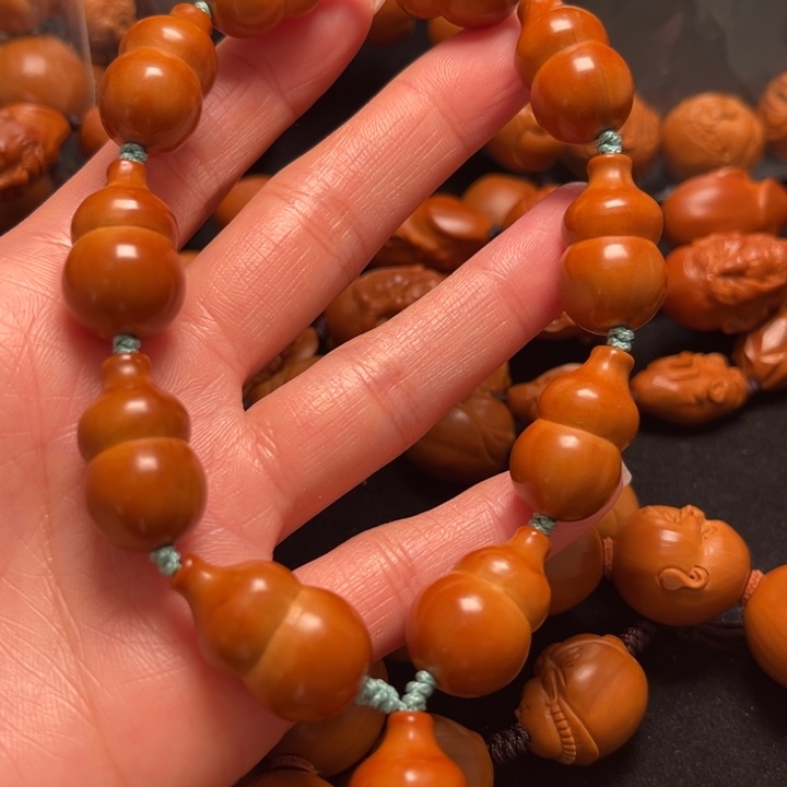 橄榄核吊坠葫芦串