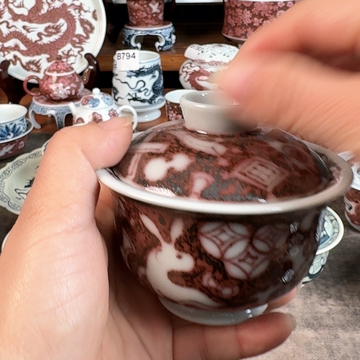 沁***宇景德镇陶瓷手工陶瓷