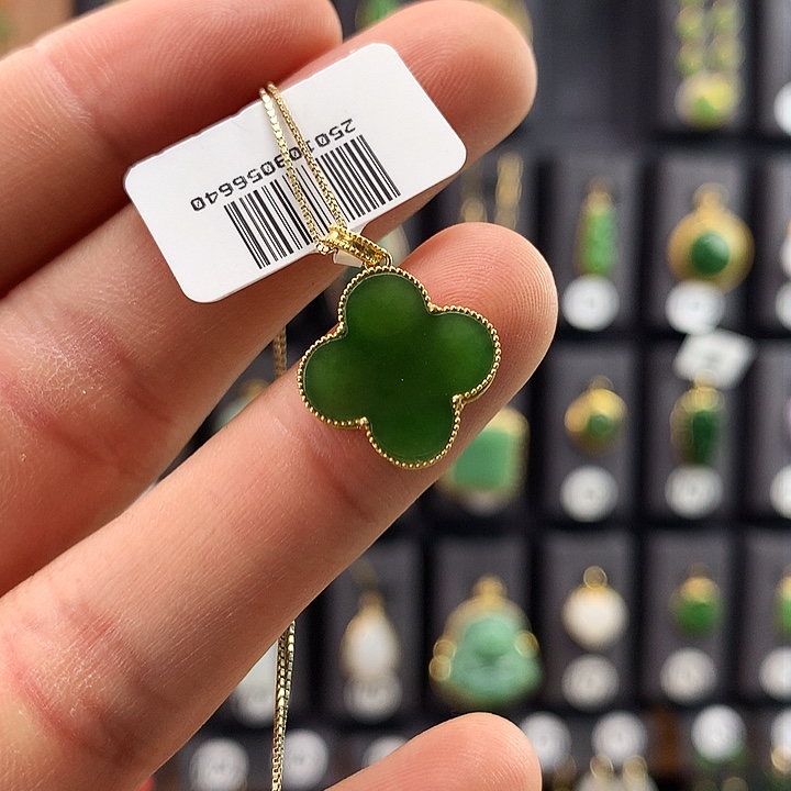 和田玉颈饰18K金镶嵌