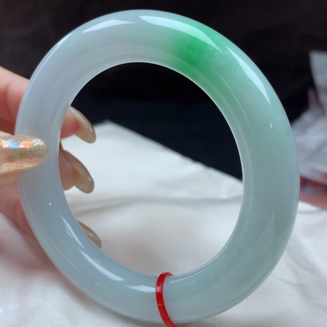 翡翠手镯（圆镯）未镶嵌菲*96769，