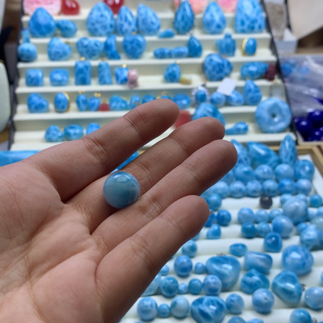 针钠钙石（海纹石）珠宝半成品未镶嵌王***?