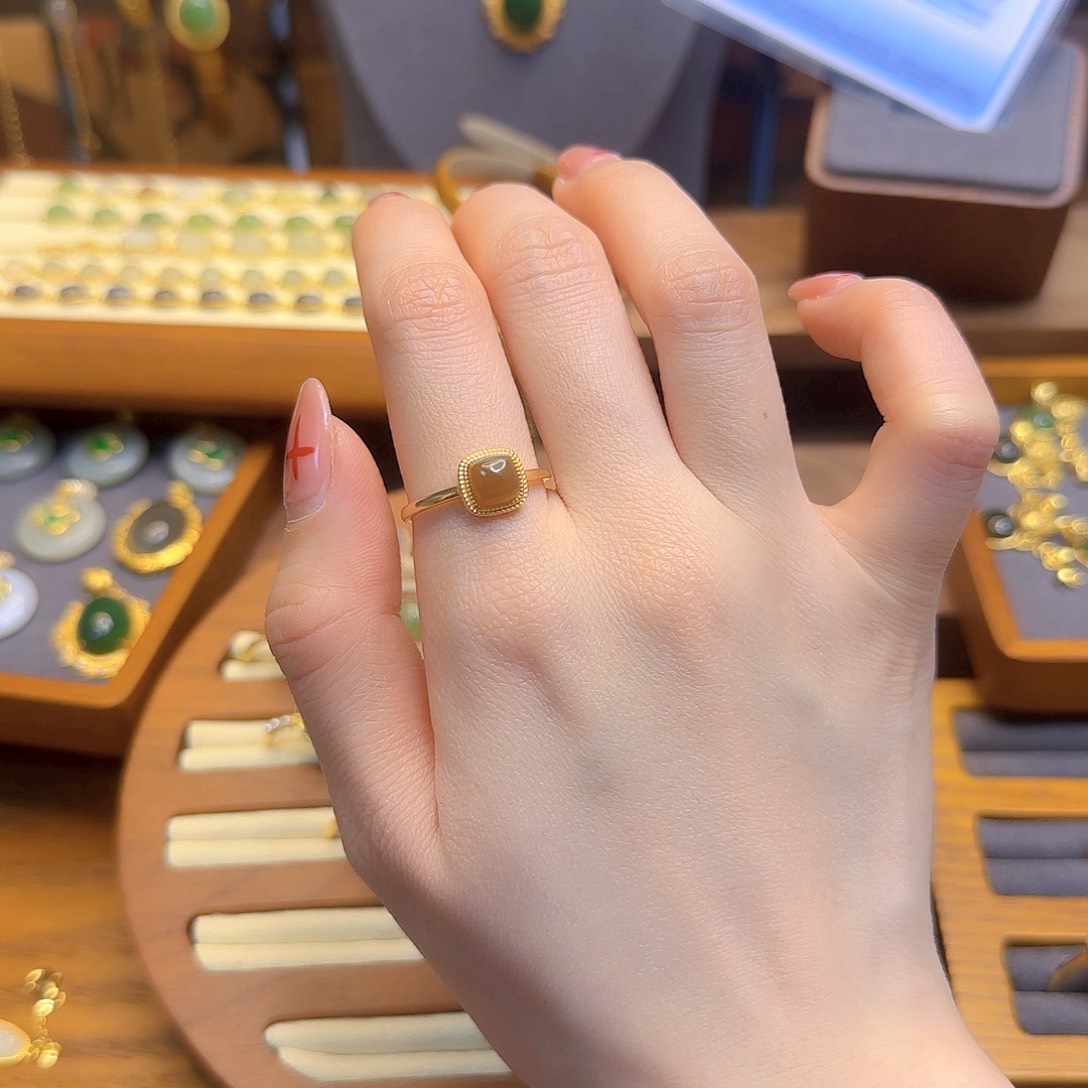 和田玉戒指银S925镀金镶嵌