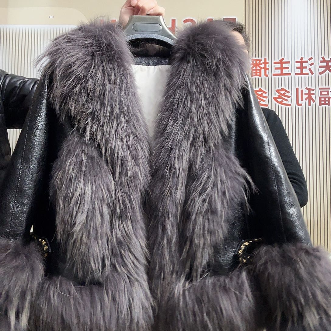 莉莉家时尚女装皮草L