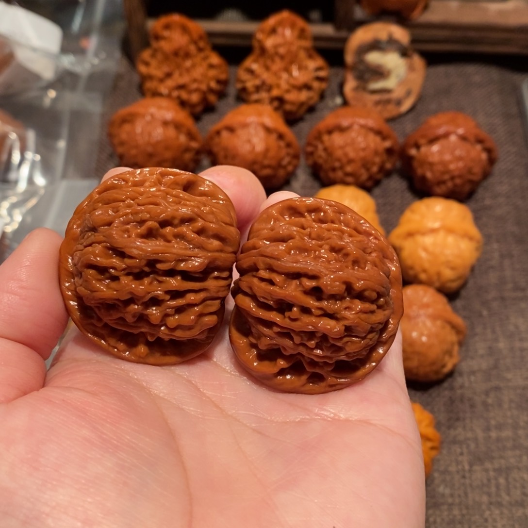 文玩核桃吊坠Y****o四座楼757