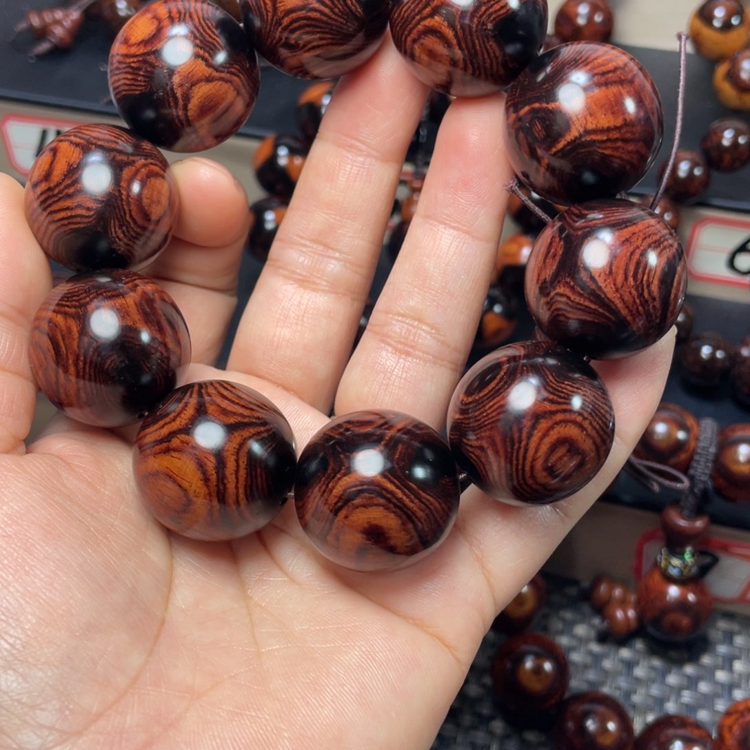 海***业花梨木类2.5鬼脸对脸