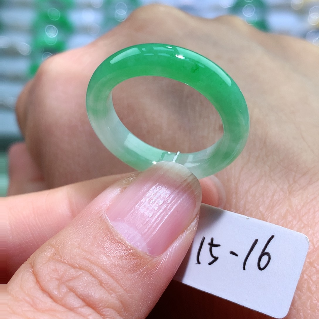 翡翠戒指未镶嵌15-16号
