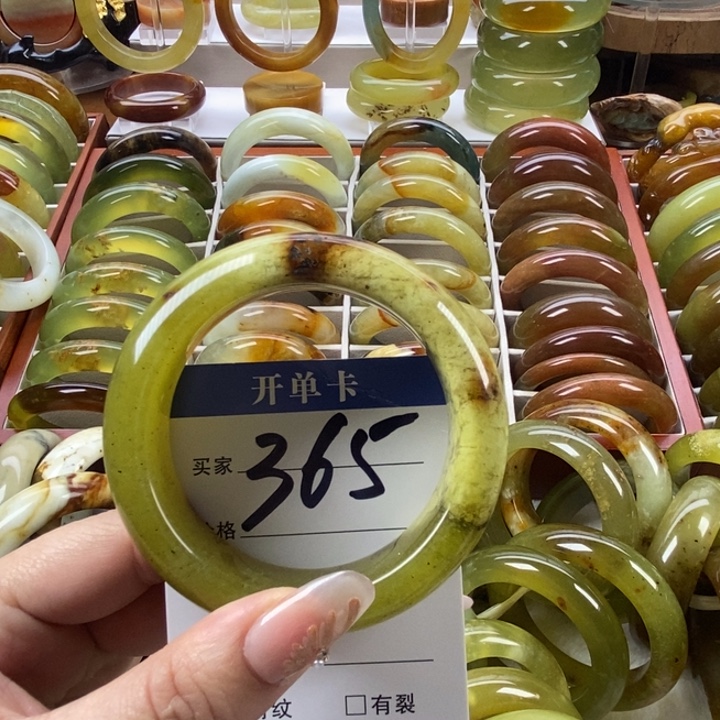 蛇纹石玉未镶嵌手镯54（砂岩）无售后