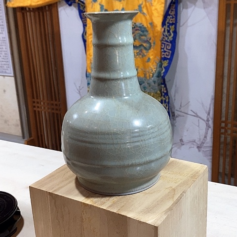瓶品**剧龙泉青瓷龙汆烫杯工艺礼品