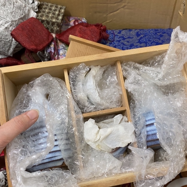 瓷片哈中古工艺品一件