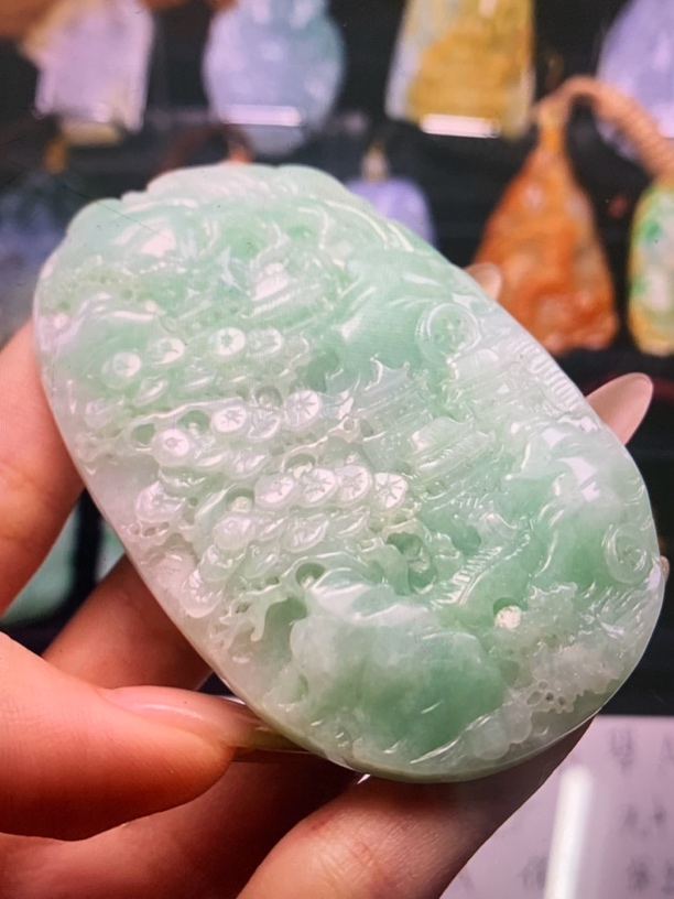 翡翠挂件毛货抛光一物一证