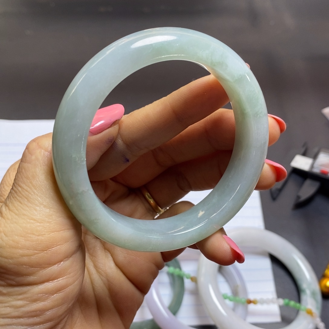 定制翡翠未镶嵌手镯53