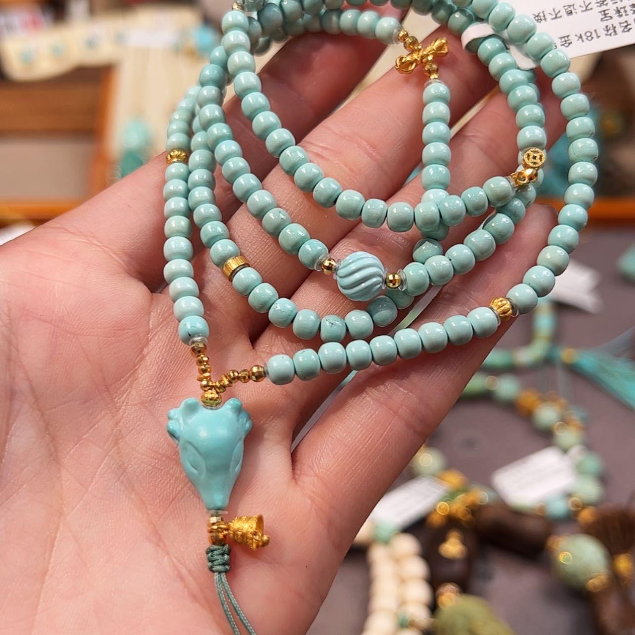 【闪购商品】18K金镶嵌绿松石手链