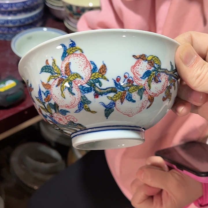 瓷片///////直径15厘米。绿。