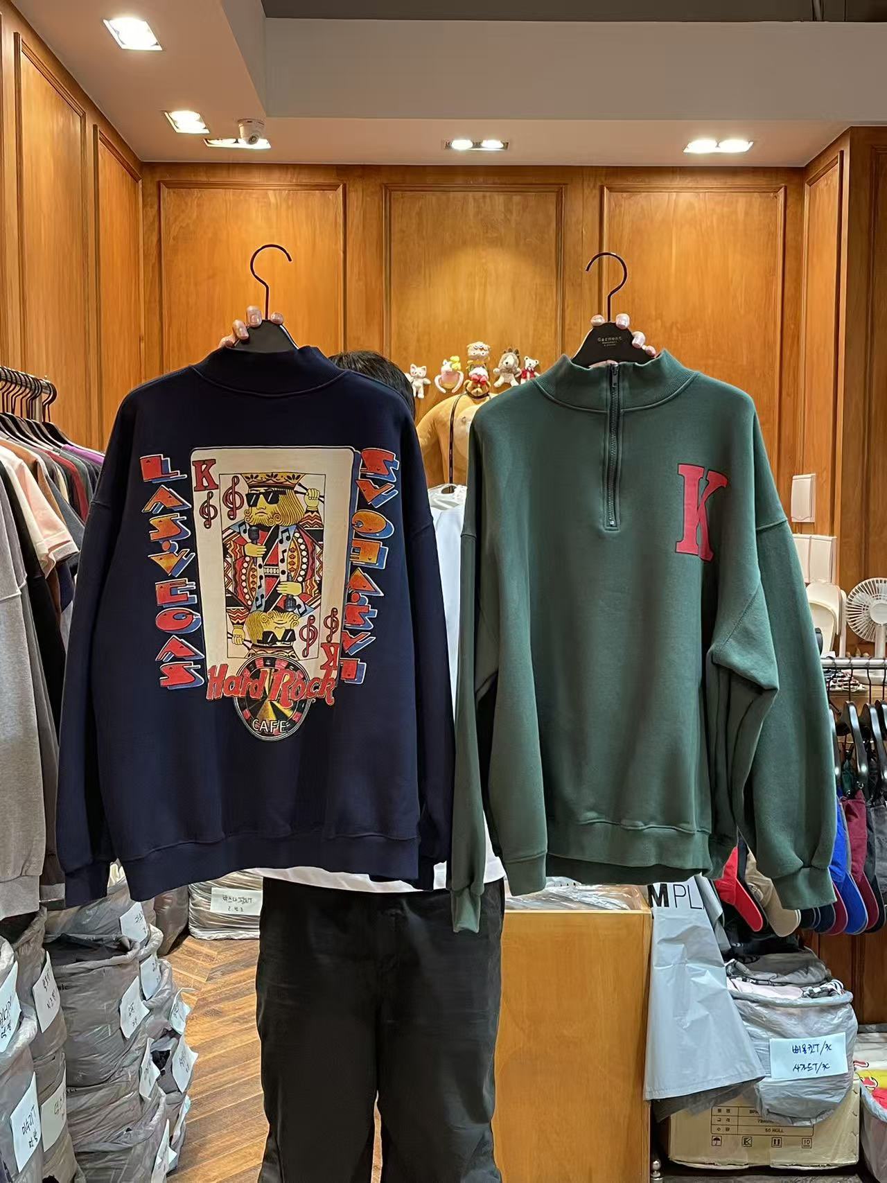 【韩国东大门代购】~N0退~公鸡扑克卫衣上衣