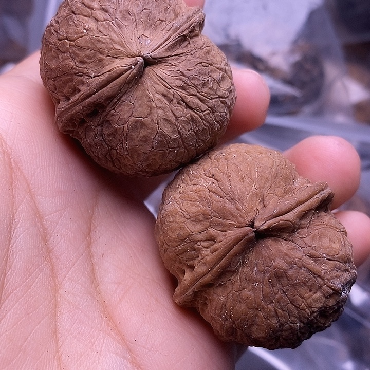 文玩核桃吊坠   32