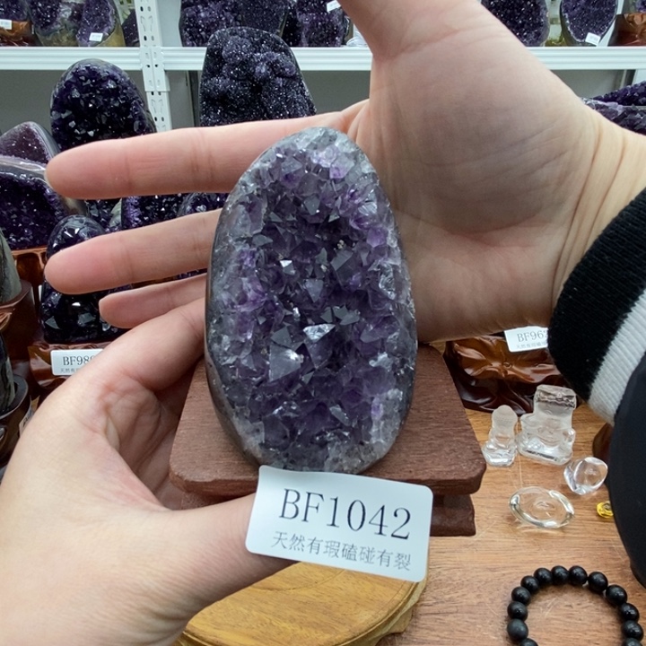 紫晶大型摆件（非配饰）未镶嵌