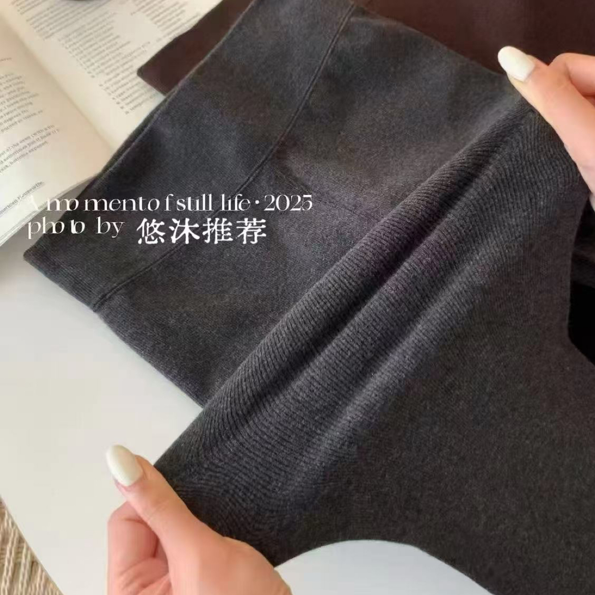 8288高腰加压收腹提臀显瘦竖条纹加绒保暖不卷边连裤袜女秋冬款