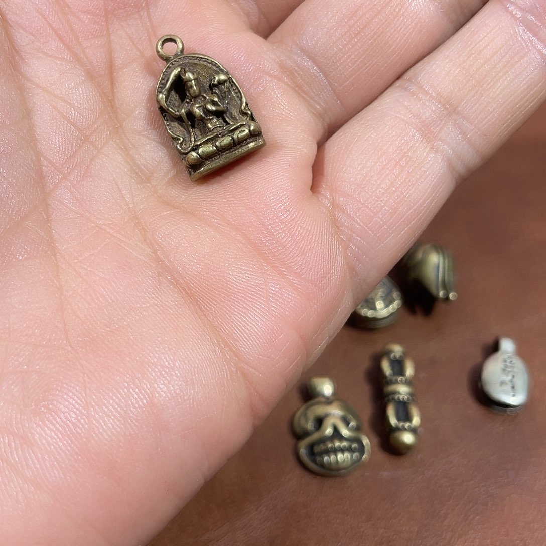 K***4东西很好看很好看