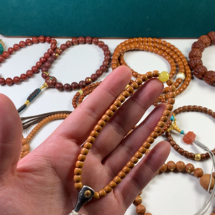 【闪购商品】橄榄核吊坠24555858686868