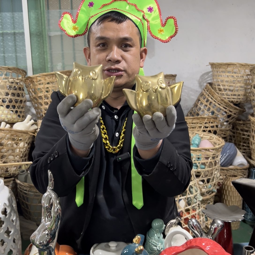 摆件99 号高中低温陶瓷工艺瓶（部分微瑕）