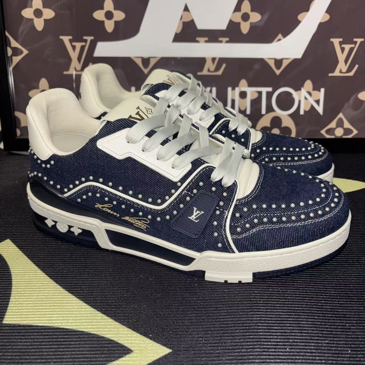 未使用 LouisVuitton/路易威登 【高奢限定】新款珍珠蓝牛仔trainer