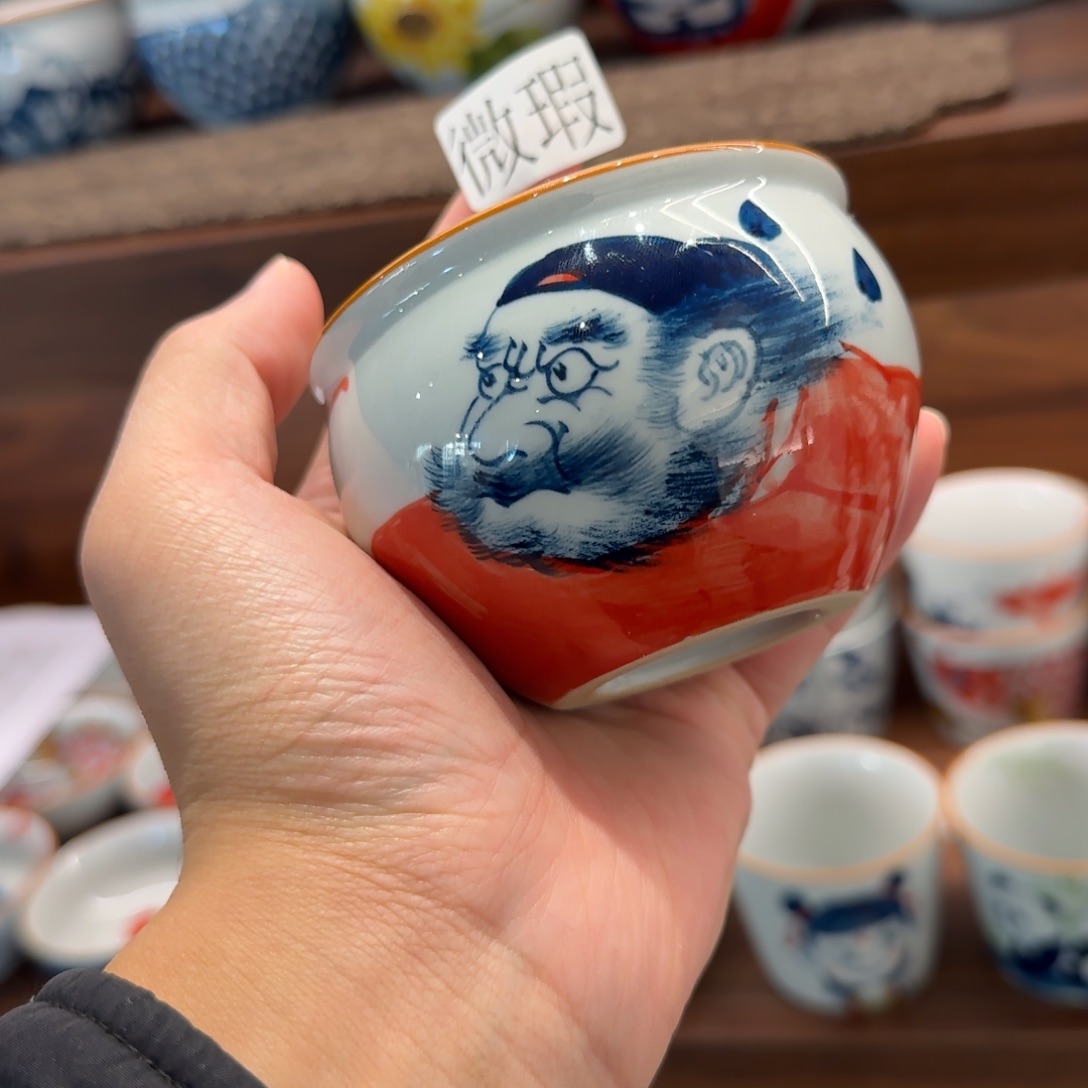 釉下手绘茶具微瑕