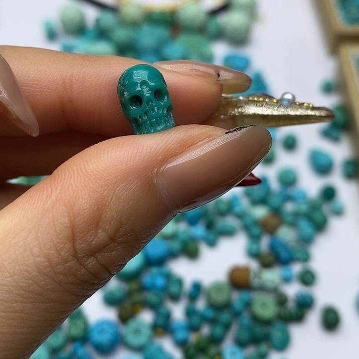 绿松石未镶嵌珠宝奇石