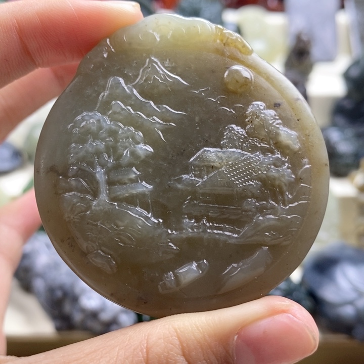 和田玉颈饰未镶嵌