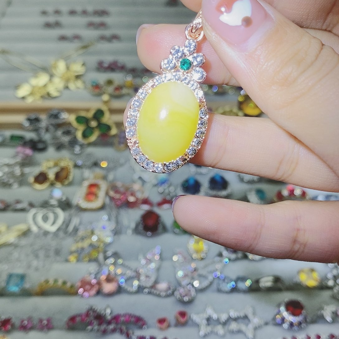 【闪购商品】托帕石耳饰银S925镶嵌