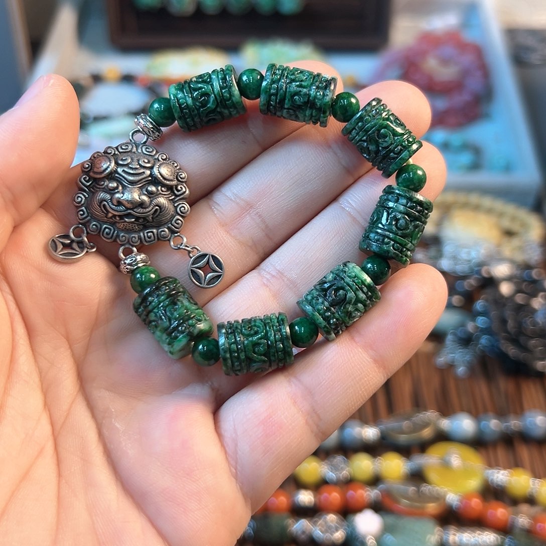 翡翠颈饰未镶嵌用****0