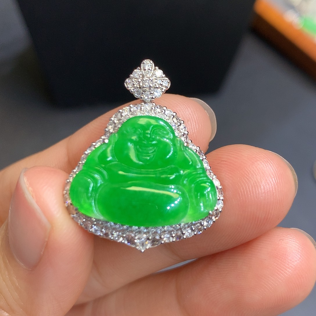 翡翠吊坠(不含链)18K金镶嵌