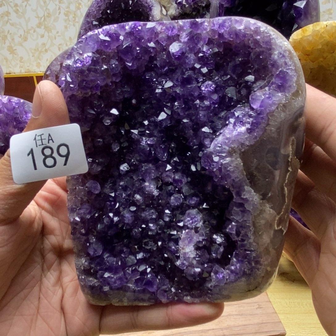 未镶嵌大型摆件（非配饰）水晶