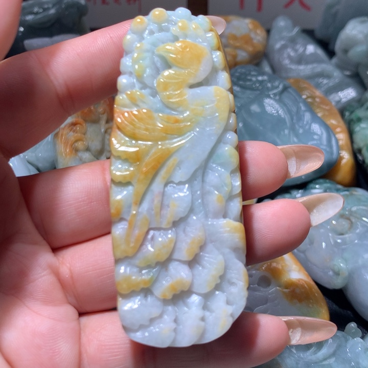 翡翠未镶嵌颈饰保真天然A货翡翠