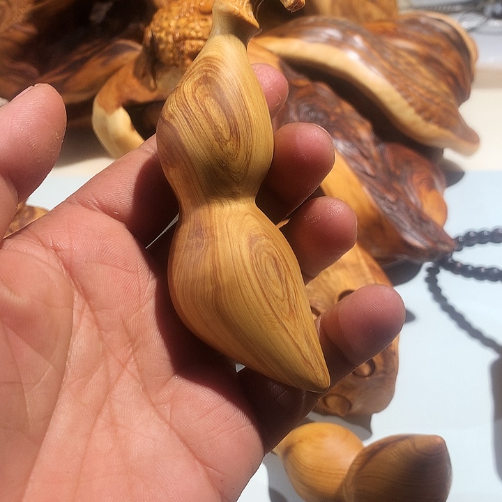 浩***轩柏木（崖柏）崖柏手把件