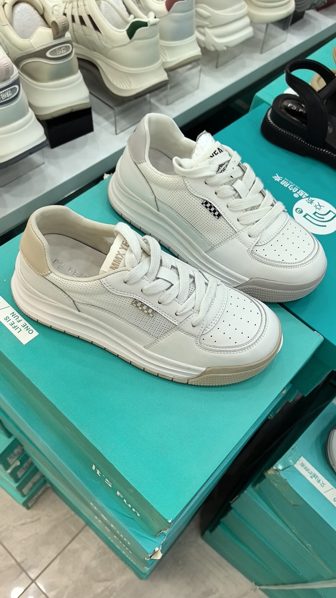 17715真皮皮配网板鞋小白鞋女