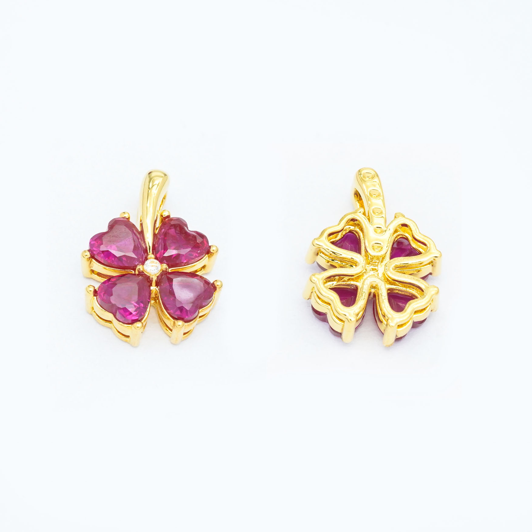 培育红宝石18k金幸运草吊坠 约13.5mm*10mm【QL07225】