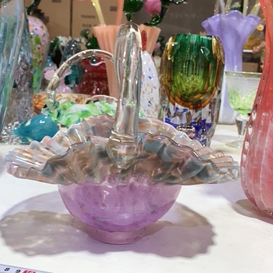 琉璃花瓶高22厘米口径12厘米