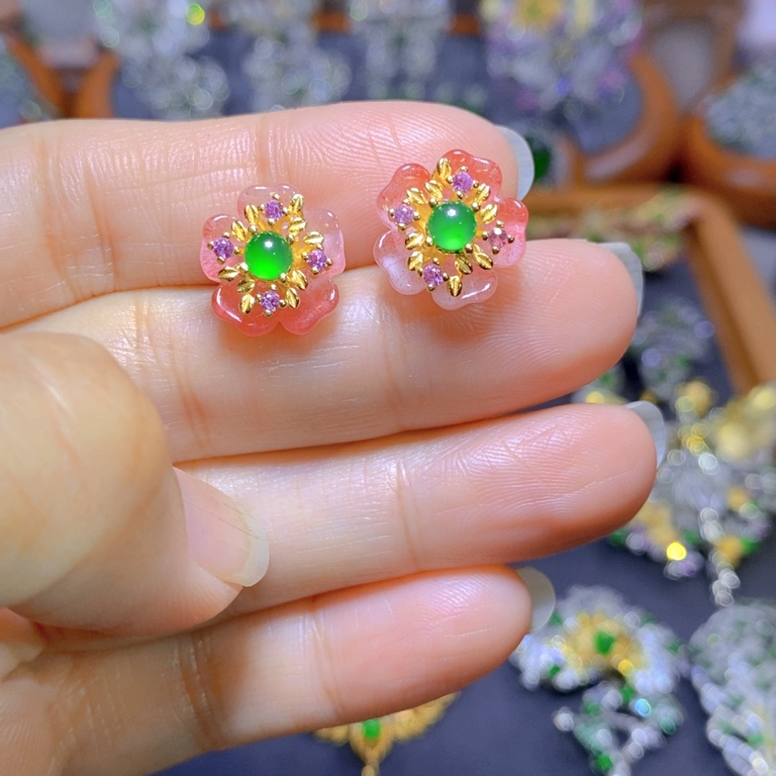 翡翠颈饰银S925镶嵌天然翡翠