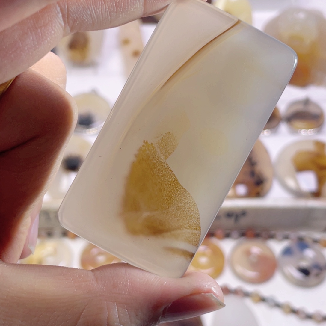 玛瑙/玉髓未镶嵌珠宝奇石